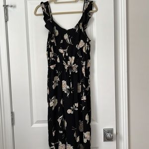 Black Floral jumpsuit 🖤